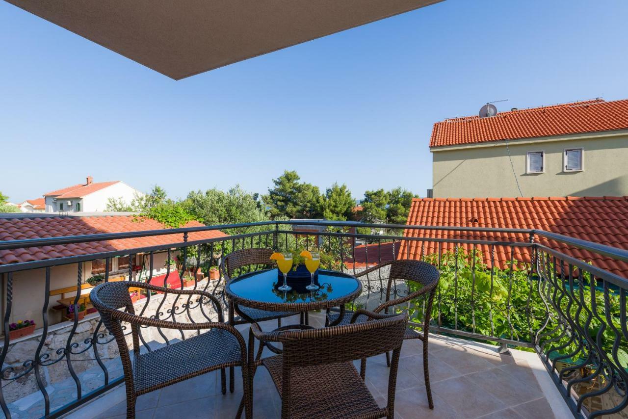 Apartments Villa Vallum Bol Exterior foto